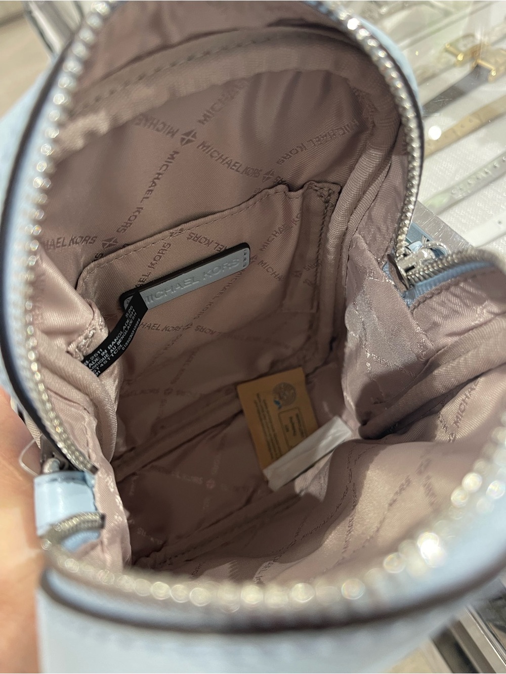 Michael Kors Jet Set Med Flight Leather Crossbody Messenger Bag
Pale Ocean 
NWT - Picture 6 of 16